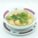 Soupe ravioli aux crevettes